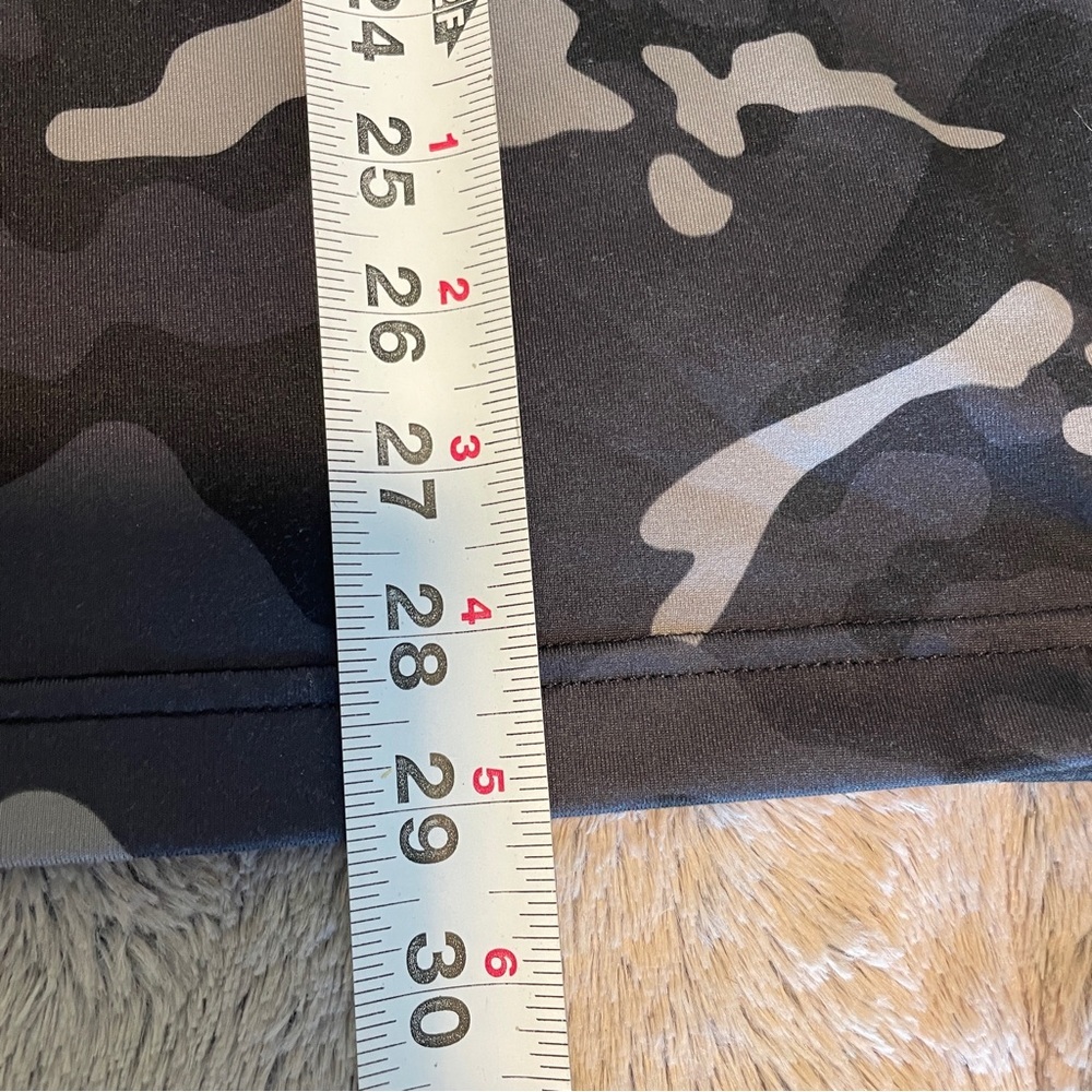 Reebok Men's Gray Camouflage Tee - Picture 7 of 7